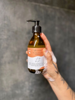 CZARSZKA Łagodny żel pod prysznic 240 ml