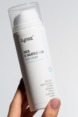 Lynia Krem nawilżająco-złuszczający z mocznikiem (10%), kwasem salicylowym (2%) 150 ml